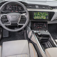 Audi E-Tron und Mercedes EQC