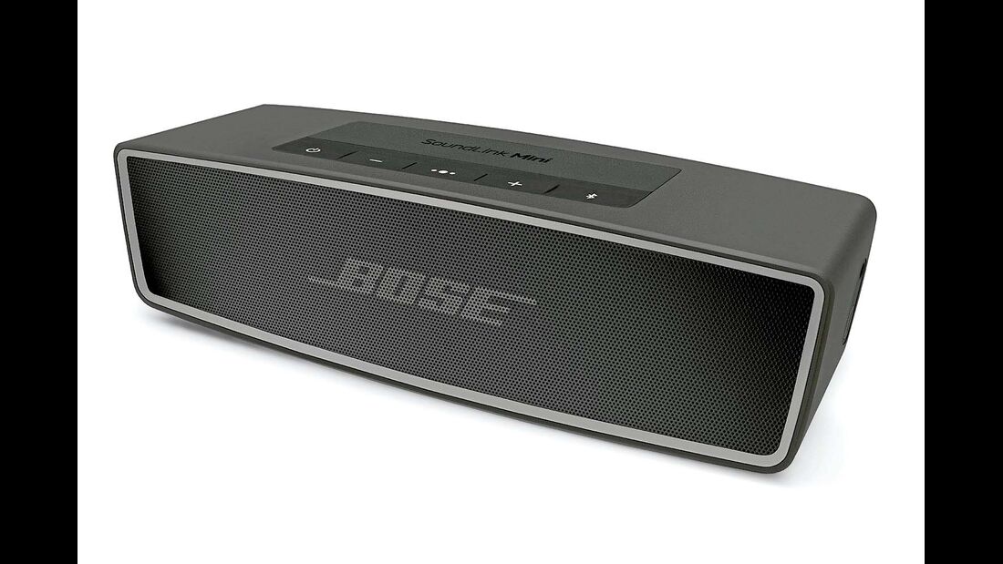 Bose Soundlink Mini II: Wird nach den Flagschiffen der mobilen Bluetooth- Lautsprecher gefragt, kommen immer wieder der Bose Soundlink und der Soundlink Mini ins Spiel. Mit zehn Stunden Akkulaufzeit hält der Soundlink Mini recht lange durch. Sein Klang ist warm und kräftig. Wirklich outdoorfähig ist er aber nicht.