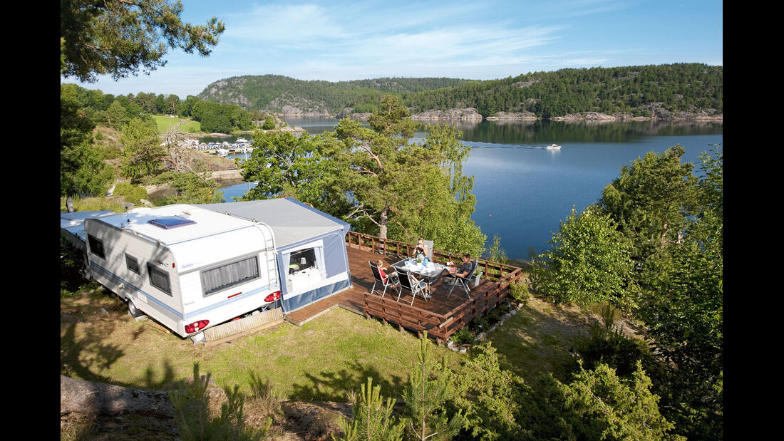 Camping-Szenerie am Hardangerfjord in Südnorwegen