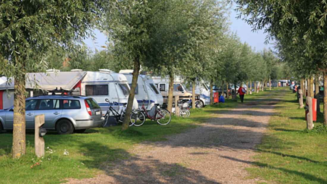 Camping, platz, Reisemobil, wohnmobil, caravan, wohnwagen