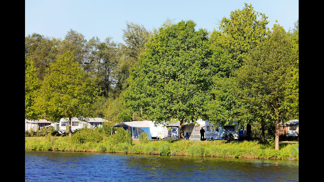 Campingplatz Emsbrücke: nah am Zentrum und direkt am Wasser.