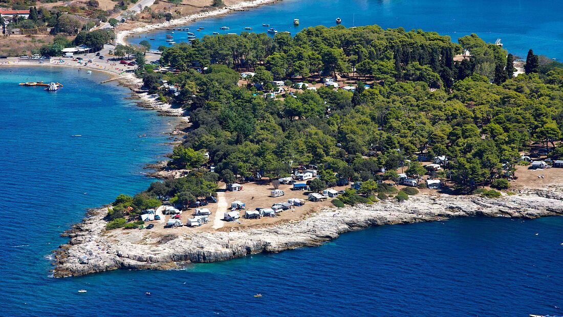 Der Campingspezialist Arenaturist bietet die Möglichkeit für kurzentschlossenen 20% Last-Minute-Rabatt auf Campingplätze an der kroatischen Adria bis zum 31. Juli 2014 zu sparen. 
