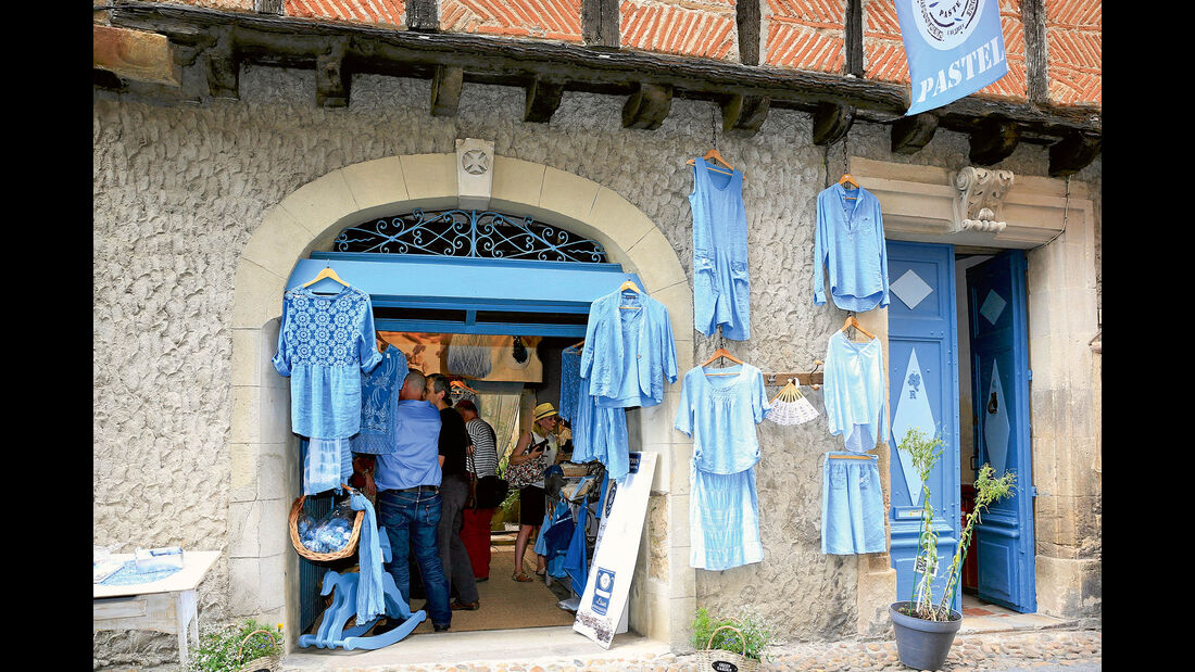 Pastelgefärbte Blusen aus der Manufaktur "La Ferme au Village"