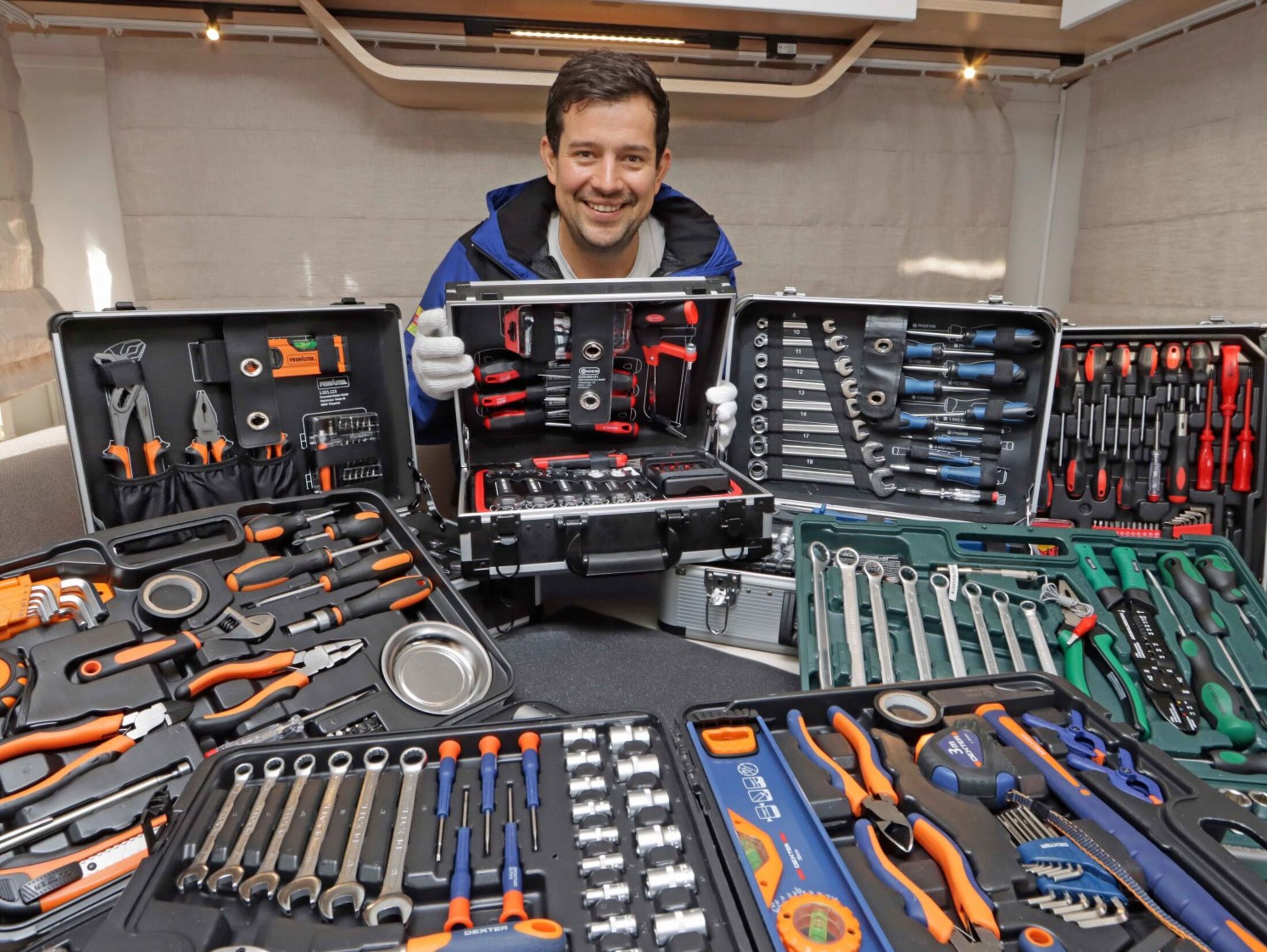HAZET Werkzeugkoffer mit Werkzeugsortiment online kaufen