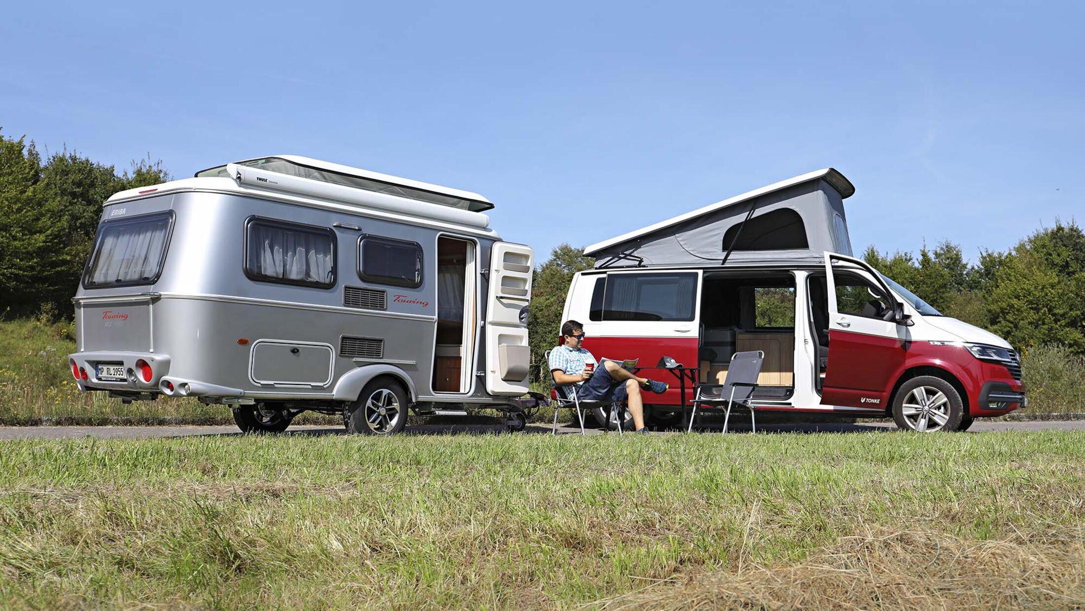 Kompakte Caravans mit Campingbus als Zugfahrzeug