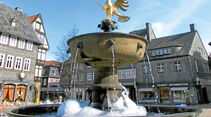 romanischer Marktbrunnen in Goslar